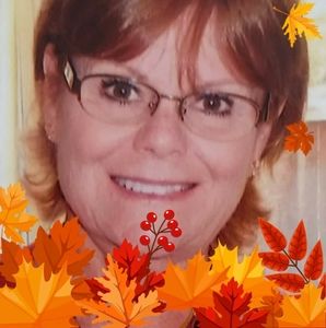 Meet your Posher, Marianne